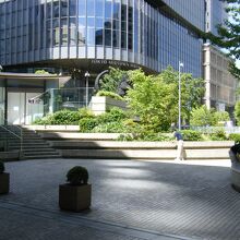 日比谷ゴジラスクエア