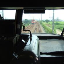 アンパンマン列車も通ります