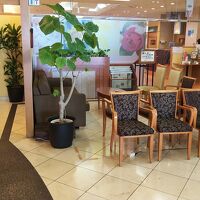 フロント前です。