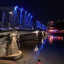 サパーンレック～西側から（釣りしてますね）