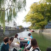 かつての城下町跡を舟で廻る