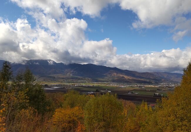 富良野の山景