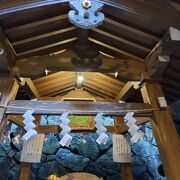 大神神社の摂社