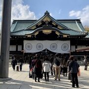 秋の靖国神社