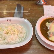 人気カレー店