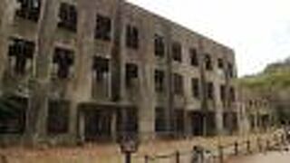 なかなかの廃墟感で　廃墟好きにはたまりません。