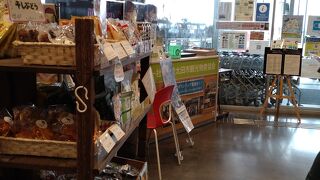 新しくて観光案内も充実