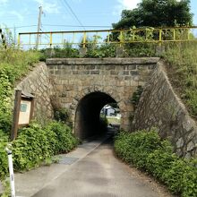 旧讃岐鉄道岩屋架道橋