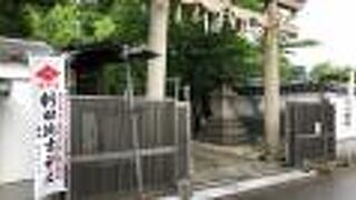 住宅街の神社！