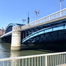 柱か洋風で綺麗　電灯が2種類の意味は今度調べます