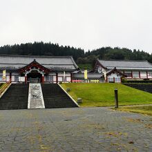 遠目には立派な韓国アピール