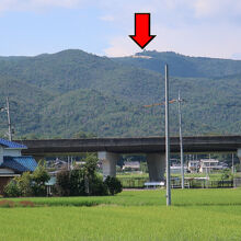 服部駅から見た鬼ノ城