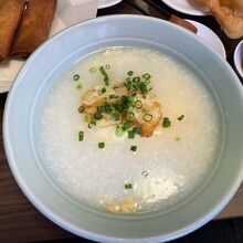 鶏蛋粥：700円