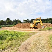 周囲は工事現場という雰囲気