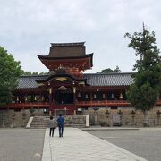 男山の有名な八幡宮！