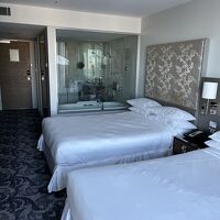 部屋の内装はとてもモダンで綺麗でした。