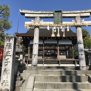 仁和寺の鎮守社