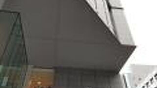 四条駅と烏丸駅直結