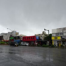 空港通り (ゲート通り)