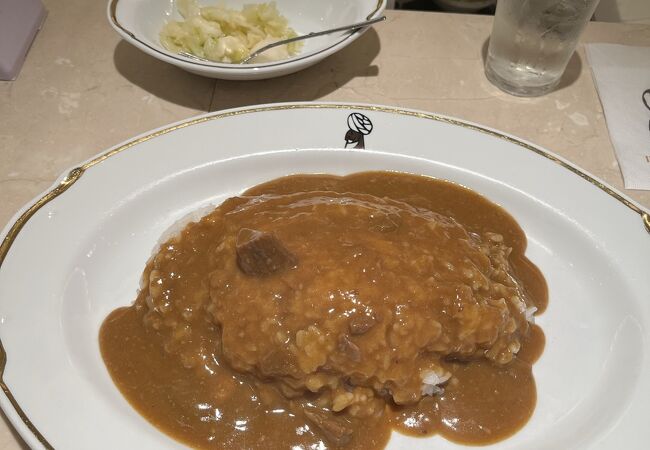 久しぶりに並んで食べたインデアンカレー