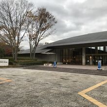 滋賀県立美術館