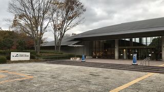 滋賀県立美術館