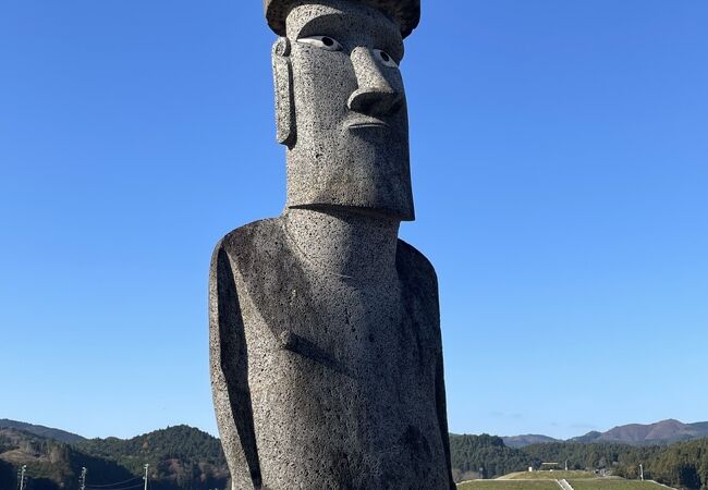 眼の入ったモアイ