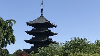 平成大修理が終了した御影堂