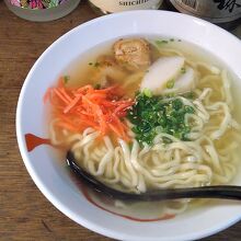 九州沖縄食市の沖縄そば