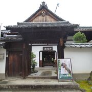 重森三玲によって復元された枯山水庭園