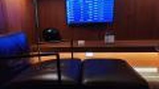 乗り継ぎは9時間以上もありましたがQUIET ROOMを利用できたので苦になりませんでした