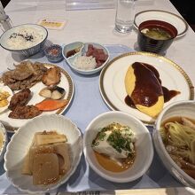 青森の郷土料理にこだわった朝食ビュッフェ