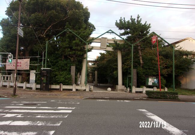 2つの神社が一つになっています。