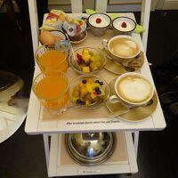 朝食はたっぷりで満足感が有ります。メニューは日替わりの部分も