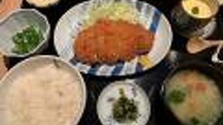 田中田式海鮮食堂 魚忠