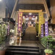 都会の神社