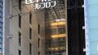 スポーツ用品店が多い