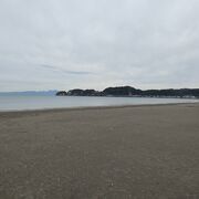 鎌倉で一番長いビーチの海水浴場