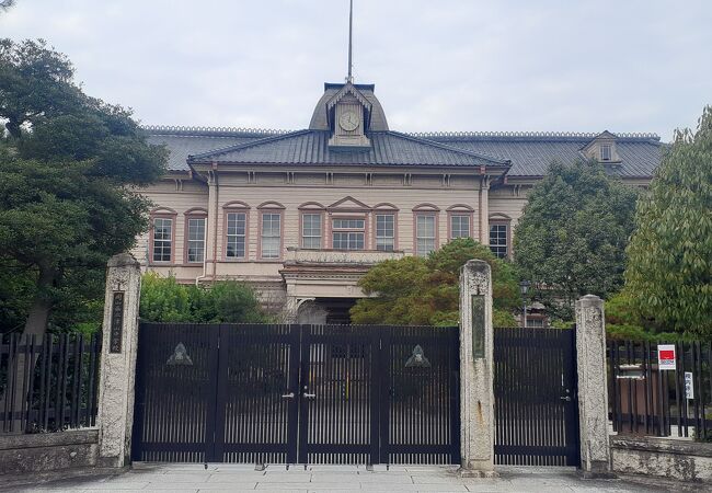 岡山県立津山高等学校(旧岡山県津山中学校)本館