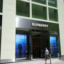 BURBERRY (銀座マロニエ通り店)