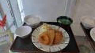 県庁食堂 キッチン・クロス