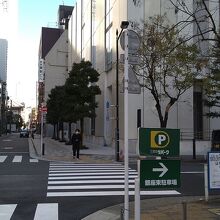 銀座３丁目から銀座８丁目まで続きます