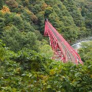 宇奈月からすぐにある黒部川を渡る橋
