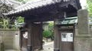 重厚感のある本堂