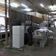 ゑびす市場の場内も寂し過ぎる…