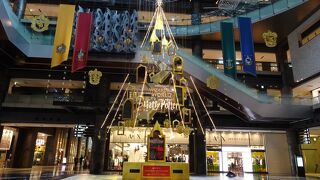 グランフロント大阪でハリーポッターのクリスマスツリー♪