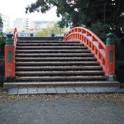 富山城址公園の北側にある橋
