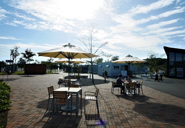 ウポポイの入口の歓迎広場にある　ソフトクリームがおいしい