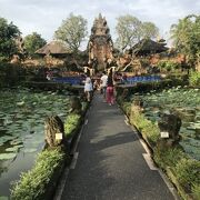 サラスワティ寺院