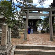 天橋立の杉並木の中にある天橋立神社